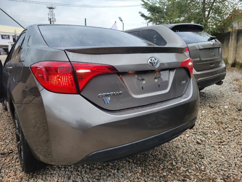 Thumbnail 13 of 2017 Toyota Corolla SE